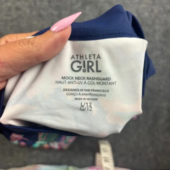 ATHLETA GIRL Mock Neck Rashguard Short Sleeve Blue Floral Swim Shirt size: Large - Picture 3 of 6